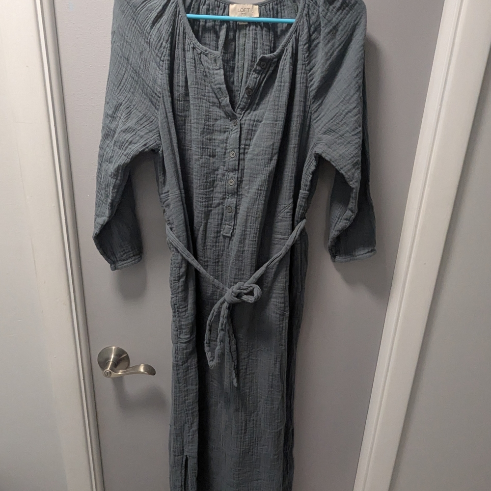 LOFT Charcoal Textured Button-Up Top